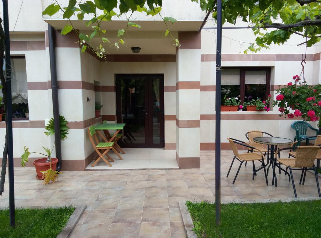 Family Hotel Bellehouse TTchernomorets Extérieur photo