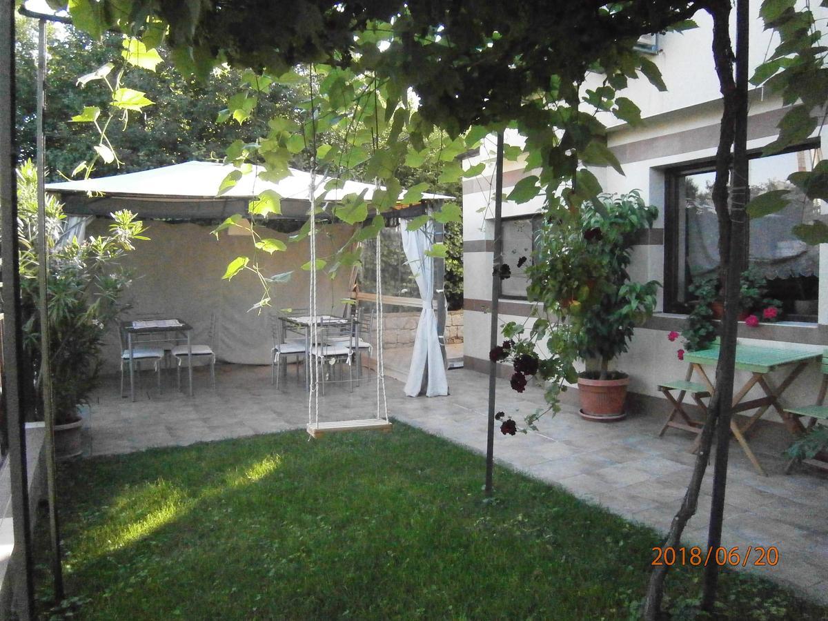 Family Hotel Bellehouse TTchernomorets Extérieur photo